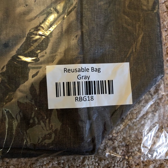 Paparazzi “Bling Security” Gray reusable bag - Picture 5 of 5